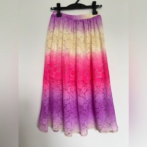 Gradient color maxi lace skirt